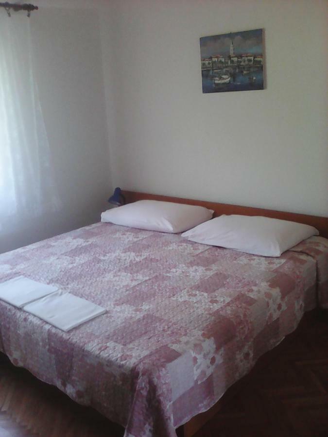 Apartmani Ivona พอดโกรา ภายนอก รูปภาพ